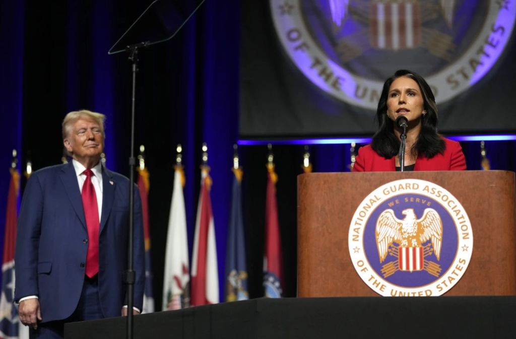 Nah! Trump Cekcok dengan Direktur Intelijen Nasional AS soal Nuklir Iran
