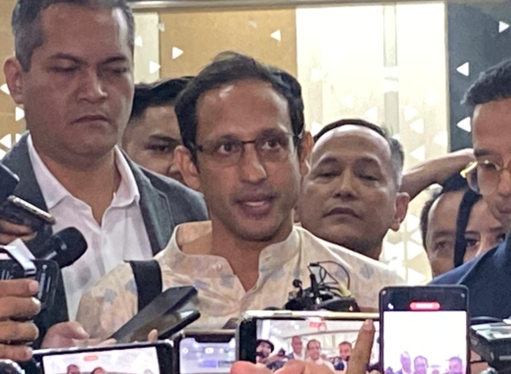 Nadiem Keluar dari Kejagung usai 12 Jam Lamanya Diperiksa