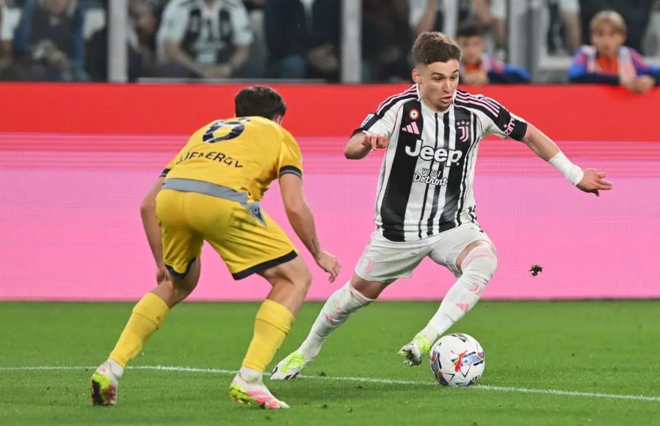 Porto Tolak Tawaran Juventus untuk Francisco Conceicao, Banderol Rp520 Miliar Jadi Kendala