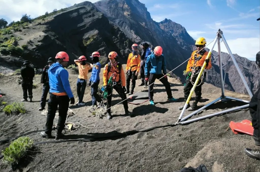 Basarnas Pastikan Juliana Pendaki Brasil Jatuh di Gunung Rinjani Meninggal
