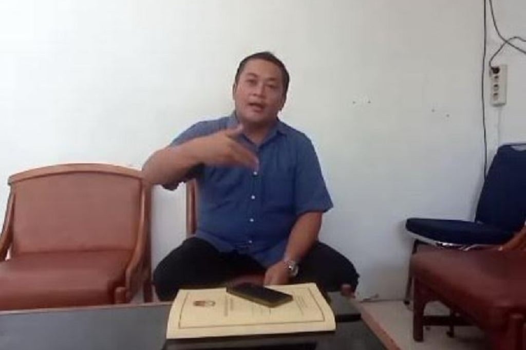 Tanggapi Gugatan Ijazah Jokowi, KPU Solo Serahkan Jawaban Setebal 22 Halaman