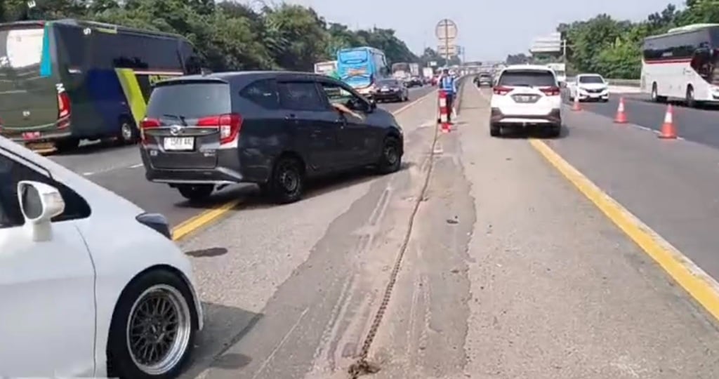 Contraflow Diterapkan di Tol Japek Arah Cikampek untuk Cegah Kepadatan Libur Panjang