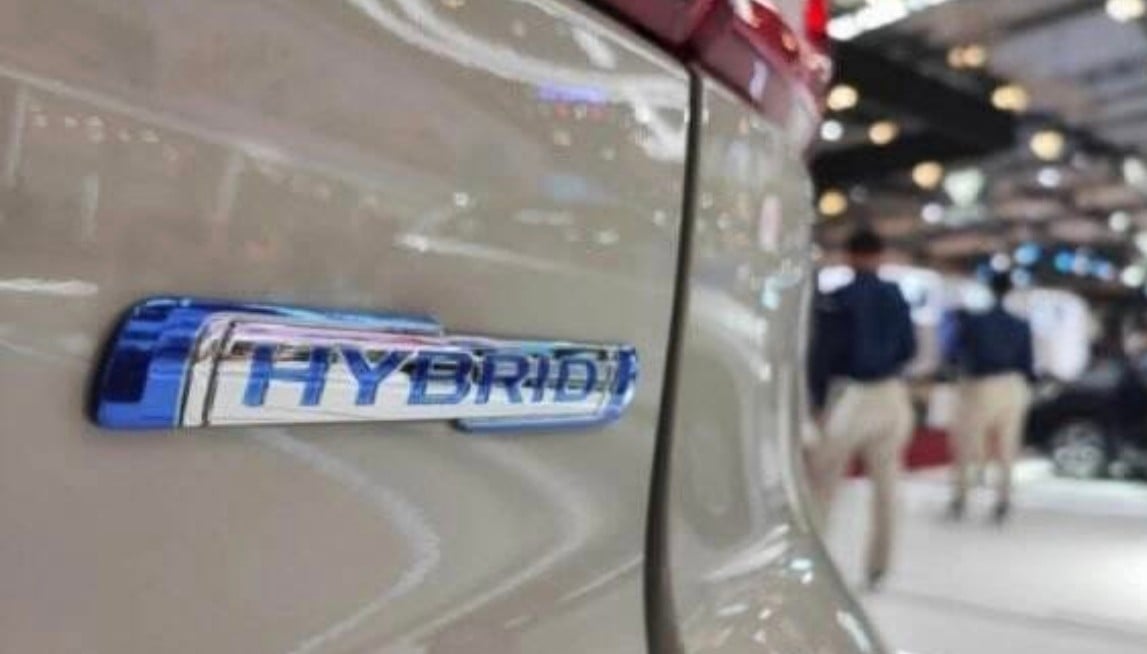 Masih Ngisep Bensin, Pemerintah Ogah Tambah Insentif Mobil Hybrid