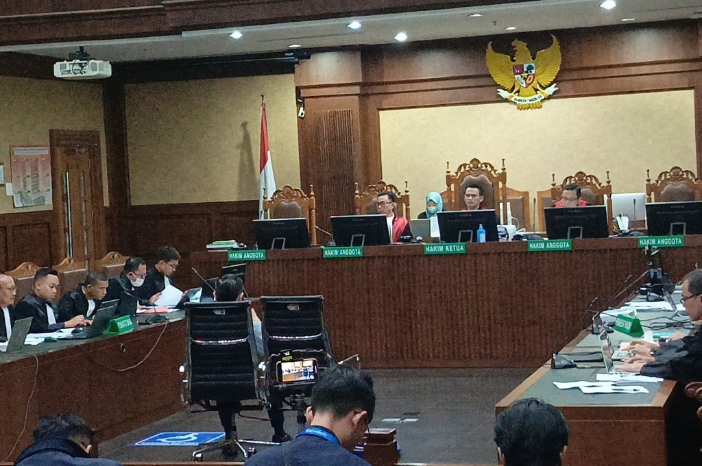 Sempat Ditunda, Tom Lembong Diperiksa sebagai Terdakwa di Sidang Hari Ini
