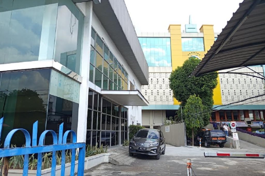 Pasien RS Hermina Jatinegara Kembali Masuk Gedung setelah Sempat Dievakuasi Imbas Kebakaran