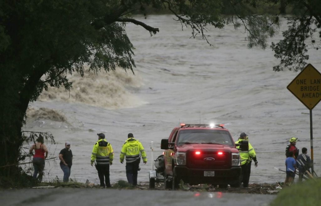 Banjir Bandang Sapu Acara Perkemahan Musim Panas, 24 Orang Tewas Puluhan Hilang