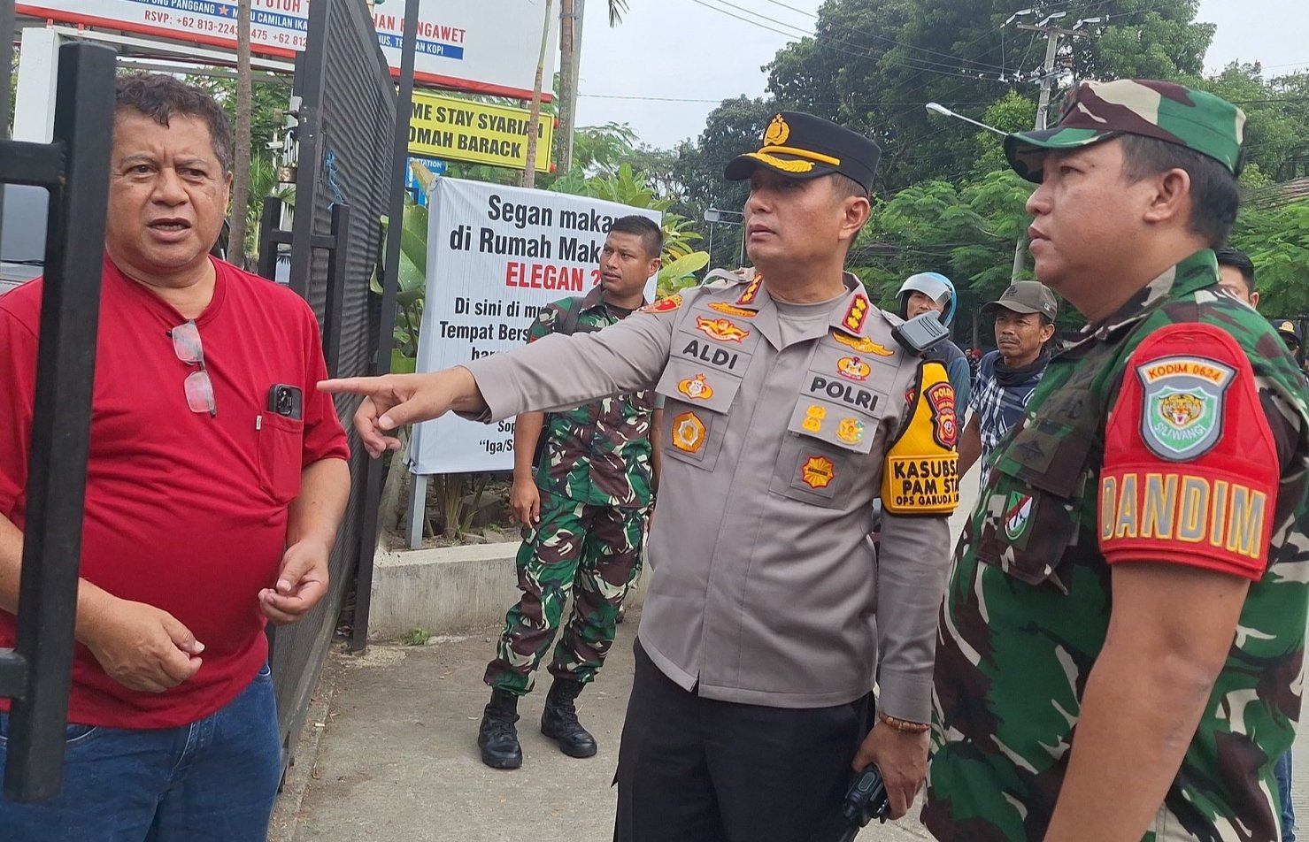 Patok Tarif Rp100.000, Parkir Liar di Stadion Si Jalak Harupat Ditertibkan