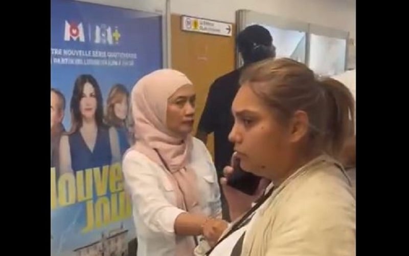 Hebat! Emak-emak WNI Kejar dan Tangkap Copet Sendirian di Paris, Dompet Akhirnya Dibalikin