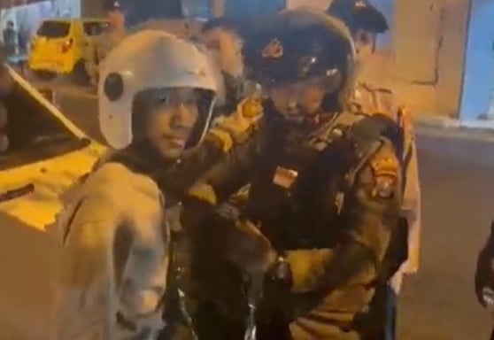 Sekat Rombongan Pesilat, Polisi Tangkap 3 Pemuda Bawa Sabu di Mojokerto