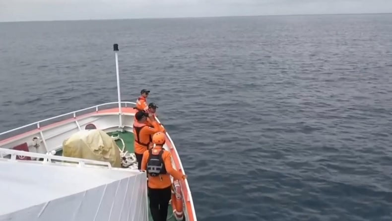 Operasi Pencarian Korban Tenggelam KMP Tunu Pratama Jaya di Selat Bali Diperpanjang 3 Hari