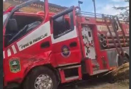 Kecelakaan Mobil Damkar Tabrak Pom Bensin Mini di Solok, 1 Tewas 2 Luka-Luka