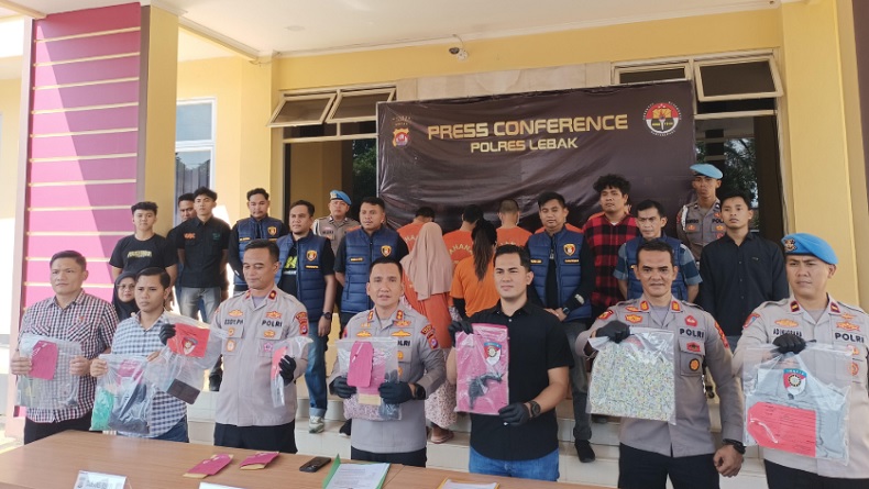 Todongkan Pistol saat Berkelahi Lawan 2 Orang, Pria di Pandeglang  Kini Ditangkap Polisi