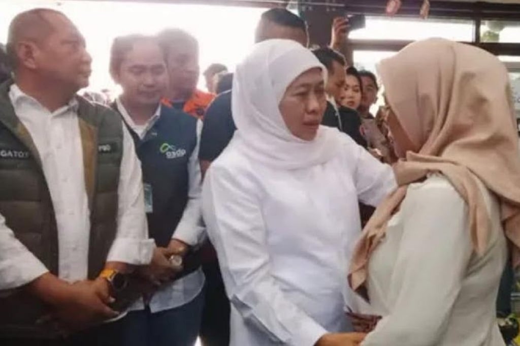 Tragedi KMP Tunu Pratama Jaya, Khofifah Santuni Keluarga Korban asal Jatim