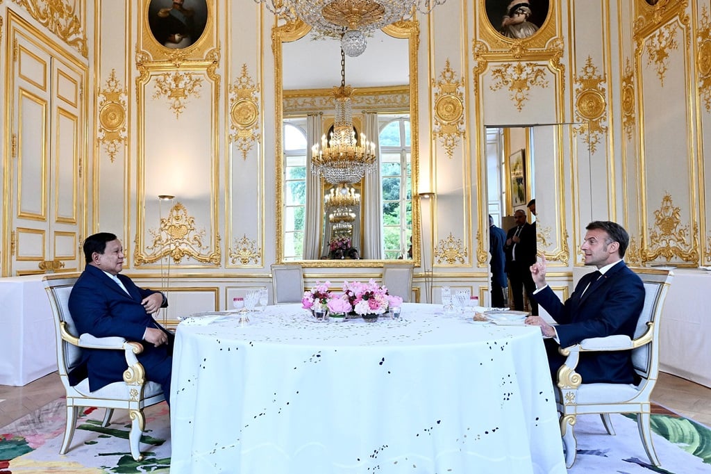 Usai Hadiri Bastille Day, Prabowo Makan Malam Privat Bersama Macron di Istana Élysée