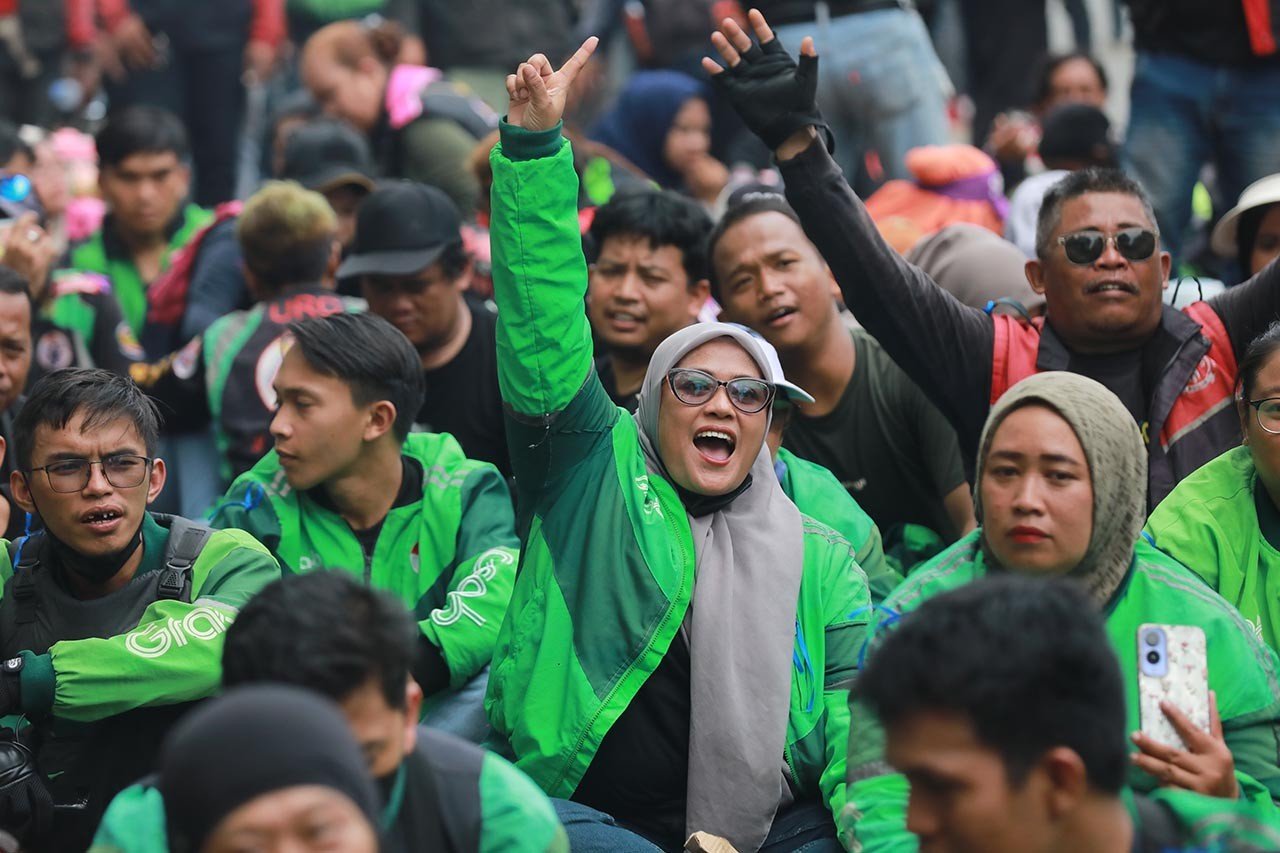 Driver Ojol Demo Besar-besaran di Monas Hari Ini, Berikut Tuntutannya
