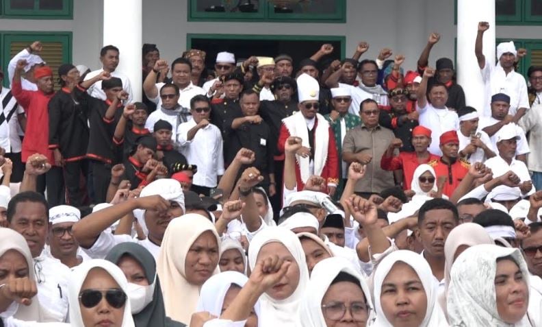 Presidium Rakyat Tidore Demo Tolak DOB Sofifi di Kadaton Sultan Tidore