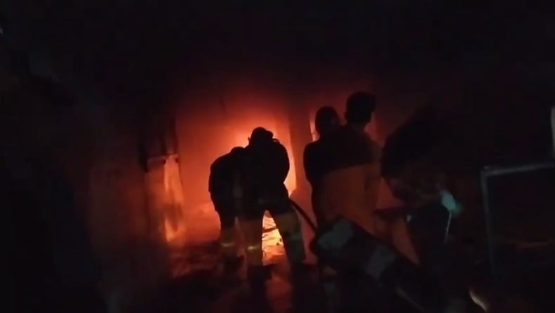 Kebakaran Hebat di Pasar Minasa Maupa Gowa, 13 Kios Pakaian Hangus