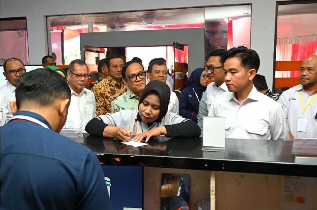 BSU Cair, Wapres Gibran Pantau Langsung Penyaluran di Boyolali