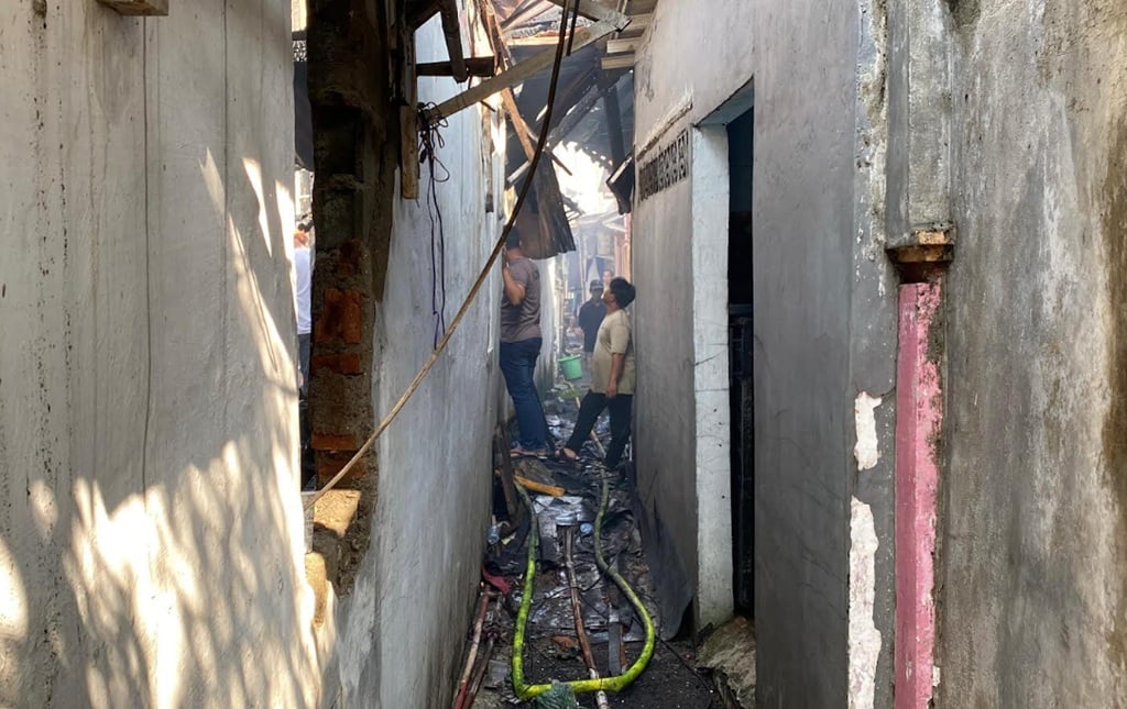 4 Orang Tewas dalam Kebakaran Rumah di Tebet Diduga Terjebak di Lantai 2