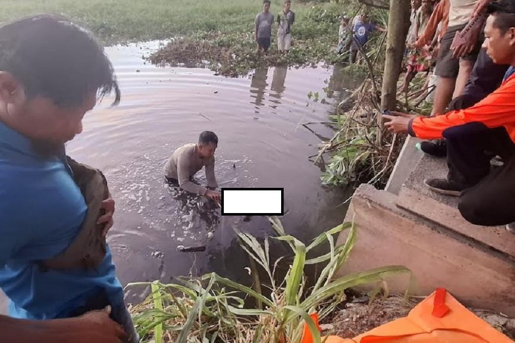 Lombok Tengah Geger, Mayat Pria Ditemukan Mengapung di Sungai Kemulah