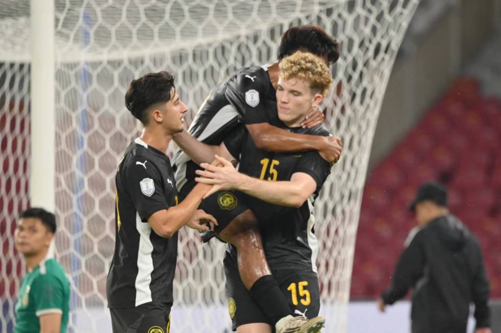 Malaysia Wacanakan Perang Lawan Timnas Indonesia U-23 di SUGBK