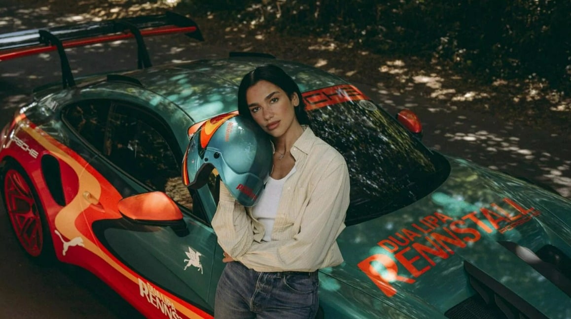 Dua Lipa Jual Mobil Porsche Bekas Seharga Rp6,8 Miliar, Tertarik Beli? 
