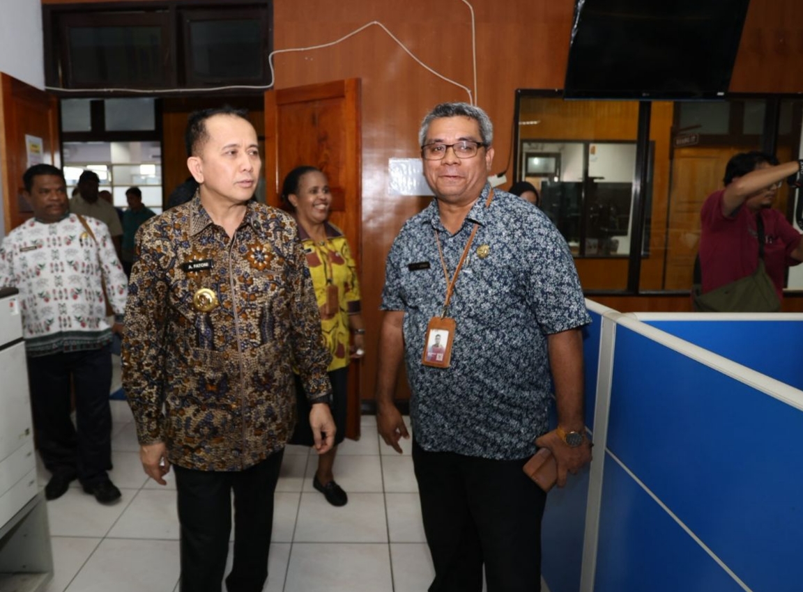 Pj Gubernur Papua Agus Fatoni Dorong Optimalisasi PAD dan Pelayanan Publik