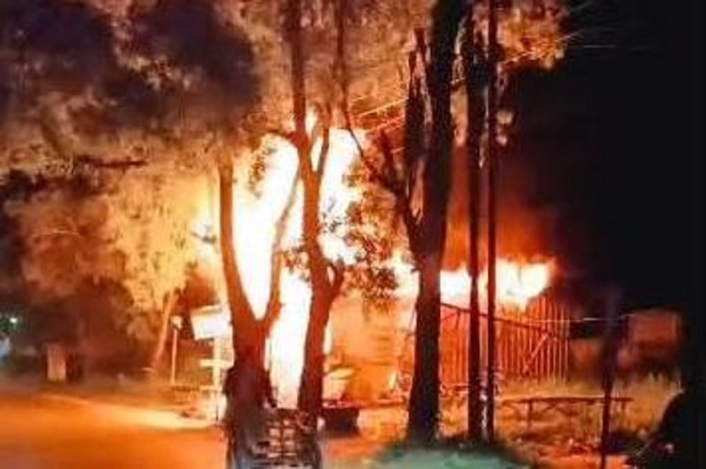 Kebakaran Kios Onderdil di Sampang Madura, Api Diduga akibat Korsleting Listrik