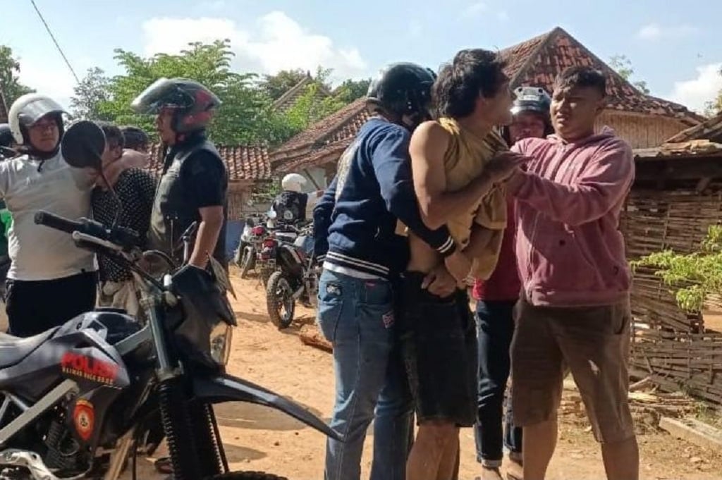 Digerebek saat Pesta Sabu, Bandar dan Pengedar Kabur usai Lukai Polisi di Pamekasan