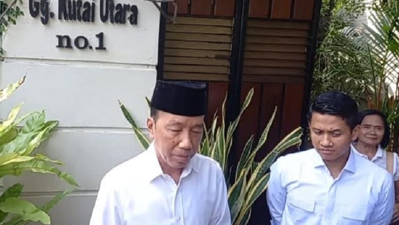 Jokowi Kembali Singgung Sosok di Balik Polemik Ijazah Palsu dan Pemakzulan Gibran