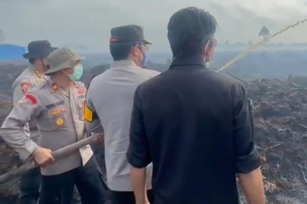 Kapolda Jambi Turun Langsung Cek Karhutla di Muarojambi, Sebut Ada 32 Titik Api