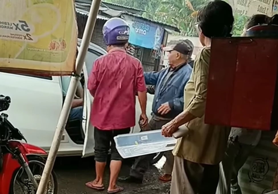 Polisi Tangkap 3 Opang yang Paksa Penumpang Taksi Online Turun di Stasiun Tigaraksa