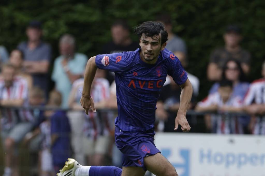 Debut Manis Nathan Tjoe-A-On di Willem II Langsung Tuai Pujian
