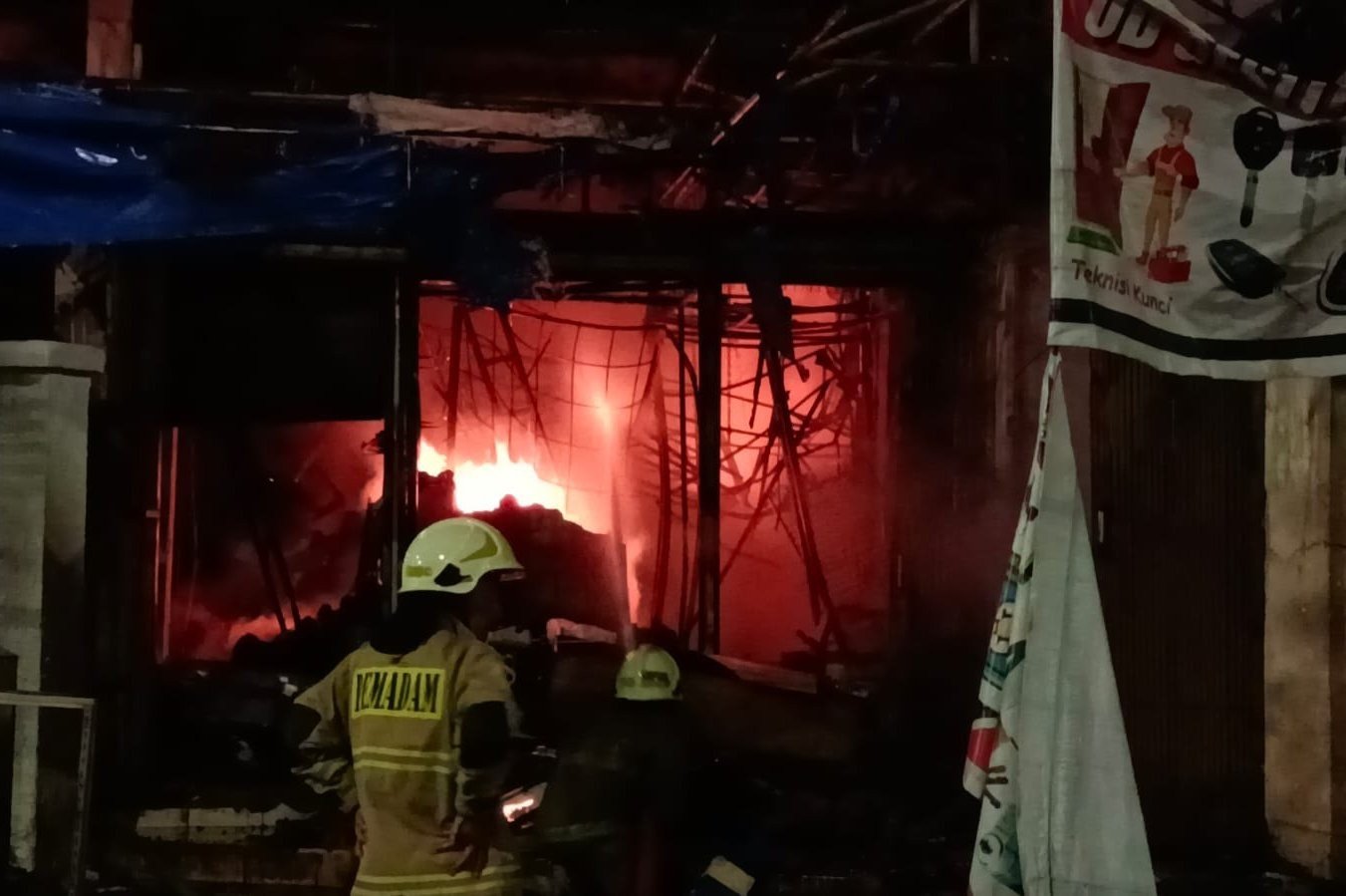 Kronologi Pasar Taman Puring Terbakar, Petugas Masih Melakukan Pendinginan 
