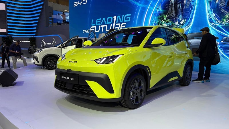 BYD ATTO 1 Melantai di GIIAS 2025, Sukses Tarik Perhatian Pencinta City Car