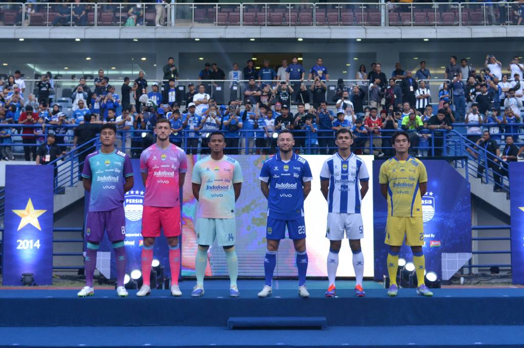 Persib Resmi Luncurkan Jersey Anyar Musim 2025-2026, Segini Harganya!