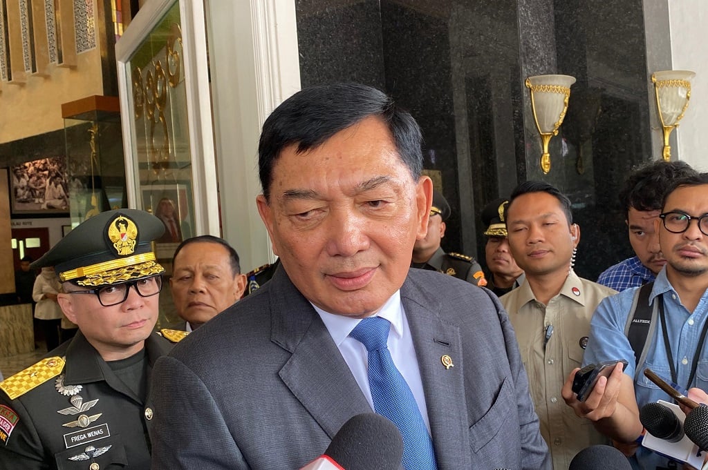 Menhan Sjafrie: TNI Tak Perlu Membentuk Angkatan Siber