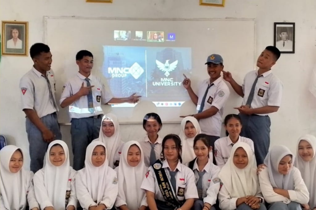 MNC University Sapa Pelajar SMAN 1 Kaliorang dalam Program MPK Nasional Goes to School