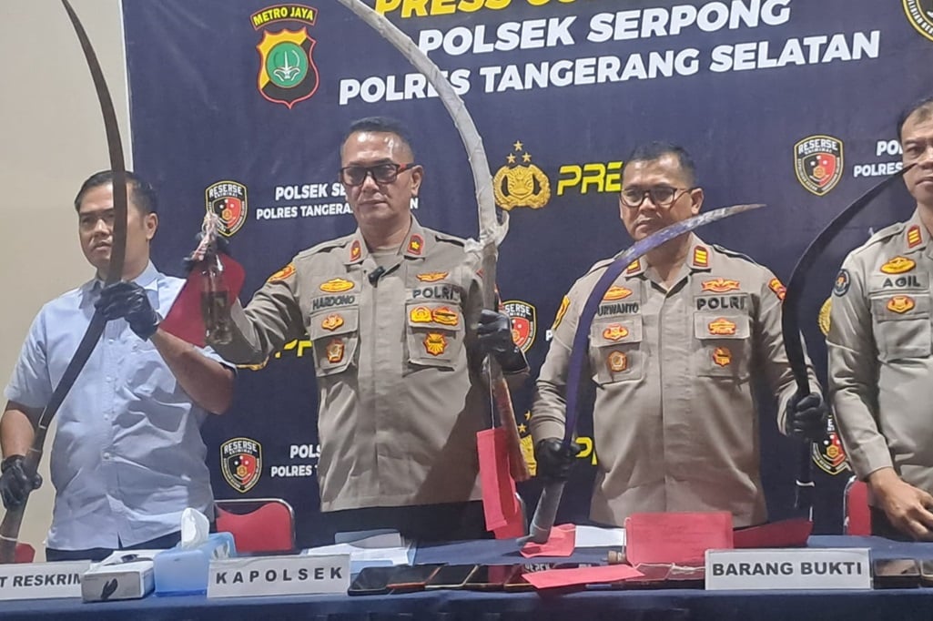 Polisi Tangkap 54 Remaja Kumpul di Makam Keramat Tajug, Bawa Celurit Hendak Tawuran