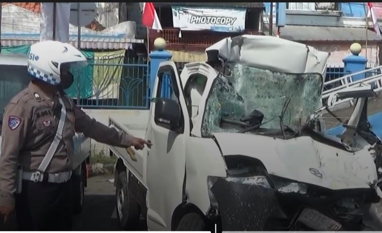 Kecelakaan Maut di OKU, Pikap Tabrak Truk Fuso Parkir, 1 Tewas 2 Luka