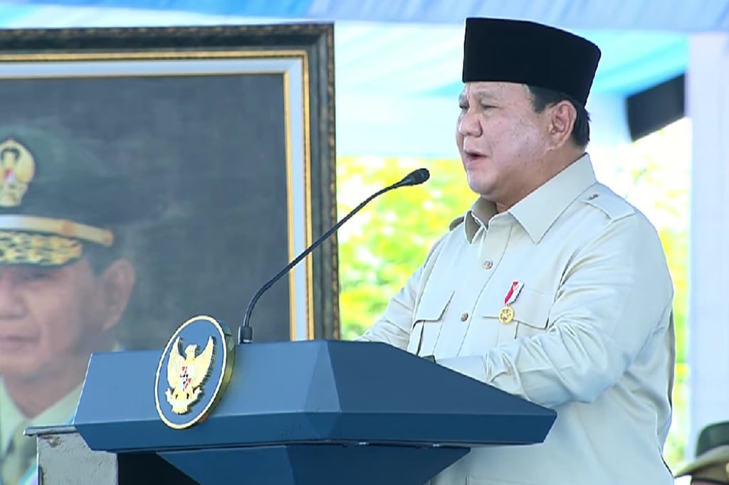 Prabowo Bangga Lihat Pasukan Upacara Militer di Batujajar: Semangatnya Menyala-nyala!