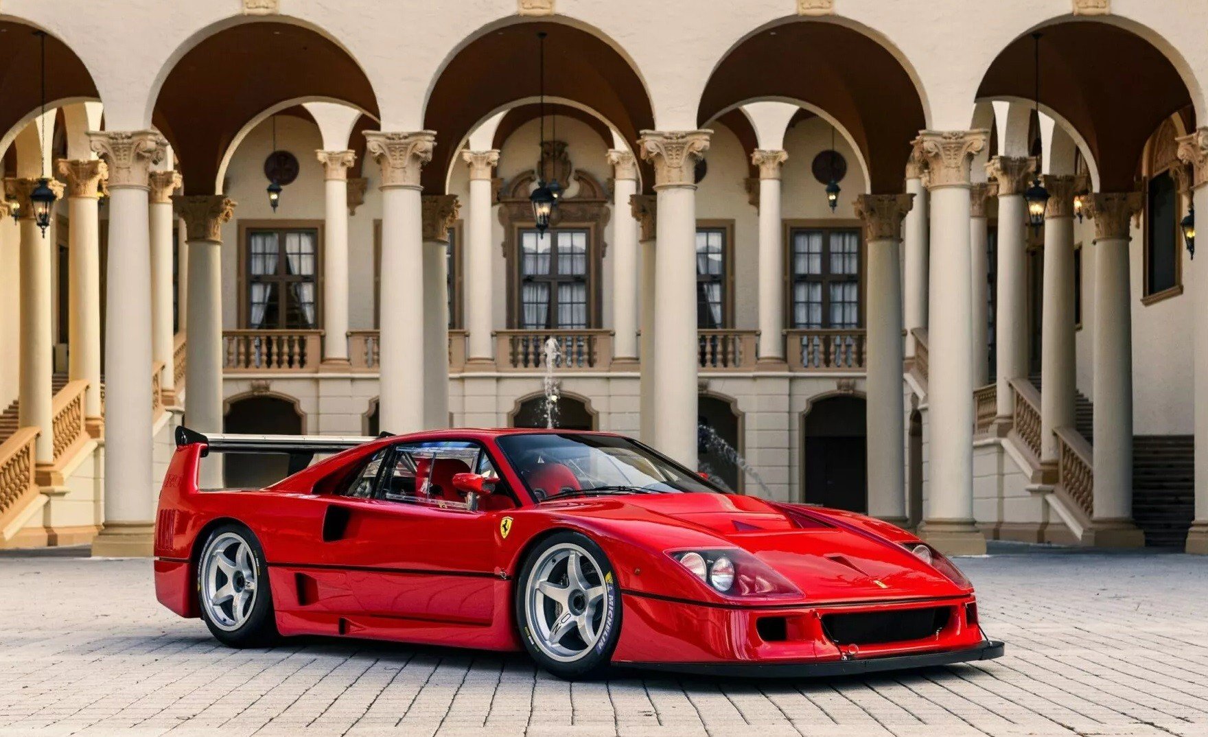 Mobil Langka Ferrari F40 Dilelang, Diprediksi Terjual Rp150 Miliar