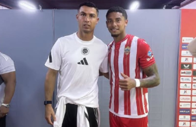 Pemain Keturunan Indonesia Taklukkan Cristiano Ronaldo di Laga Almeria vs Al Nassr