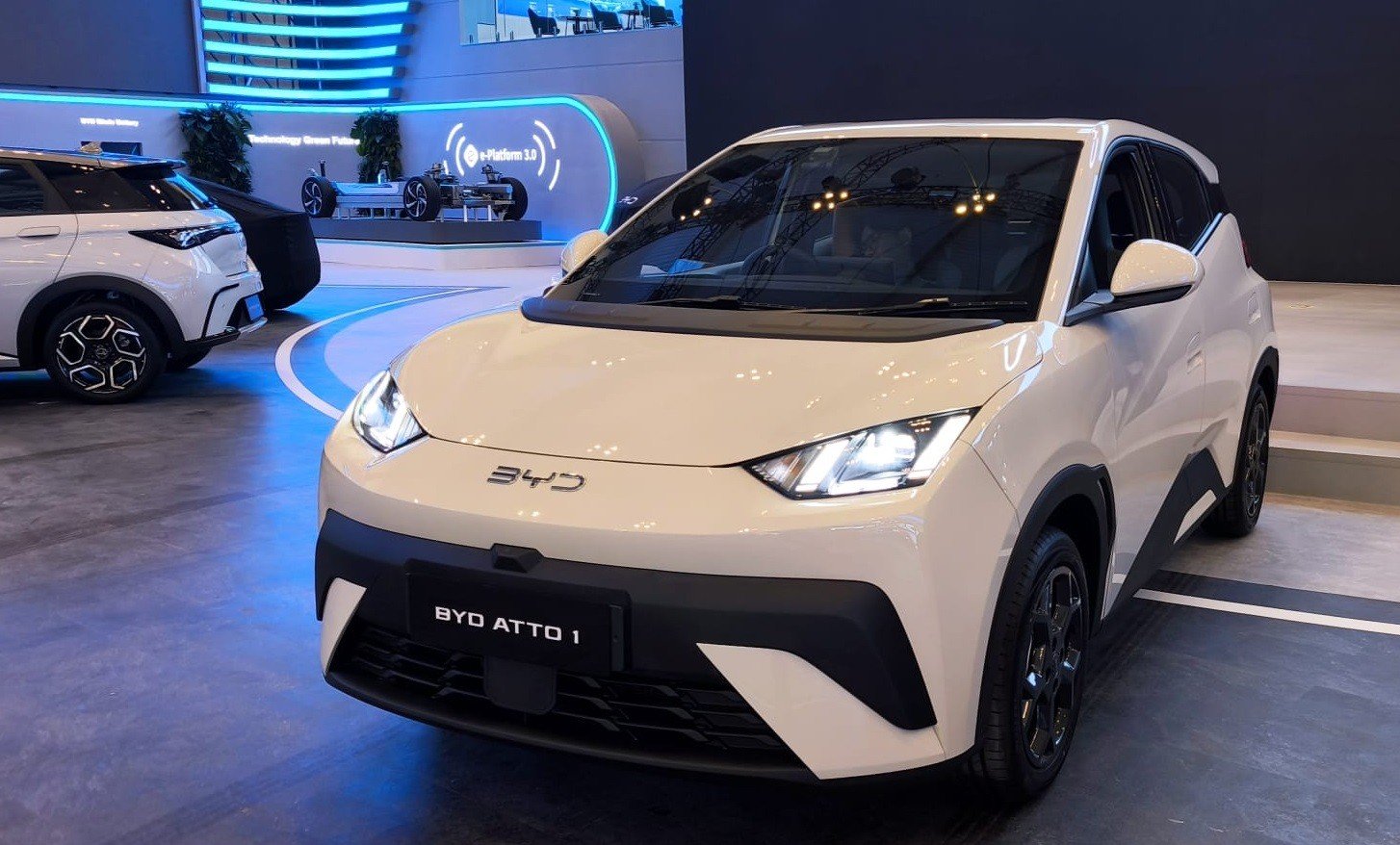 BYD Cetak 4.195 SPK di GIIAS 2025, Intip Model Terlaris