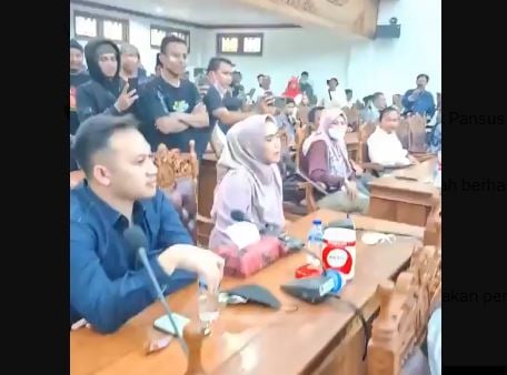 Sidang Dadakan, DPRD Pati Sepakati Hak Angket dan Pansus Pemakzulan Bupati Sudewo