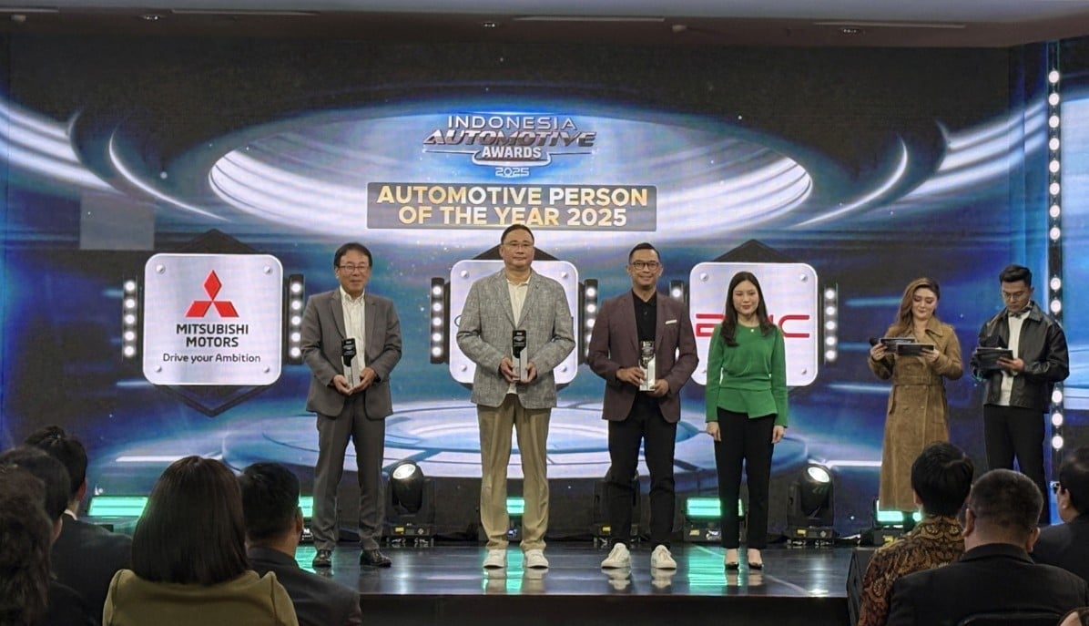 Indonesia Automotive Awards 2025 Berikan Penghargaan Tertinggi Automotive Person of The Year pada 3 Sosok Berpengaruh 