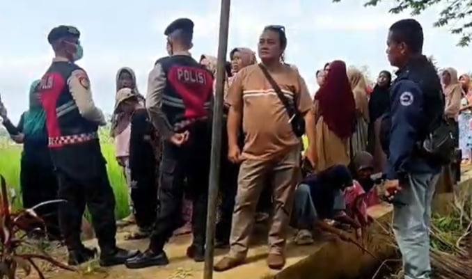 Polisi Autopsi Jenazah Pasutri yang Tewas Misterius di Tumpukan Batu Pemalang