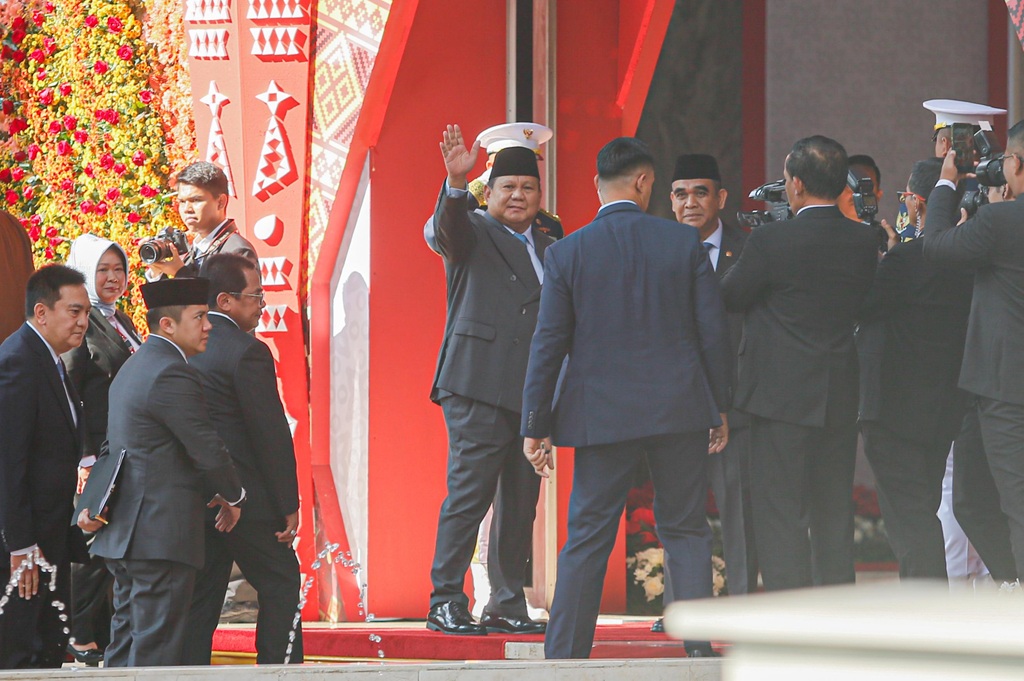 Presiden Prabowo Hadiri Sidang Tahunan MPR, Kenakan Setelan Jas dan Peci