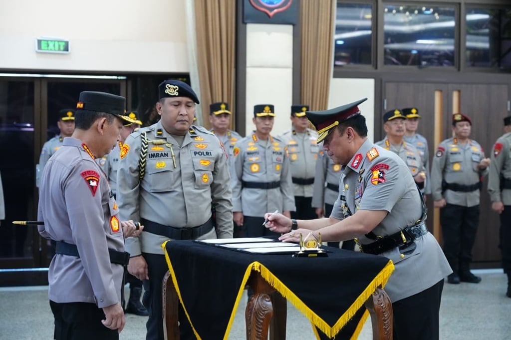 Kapolri Listyo Sigit Lantik Komjen Dedi Prasetyo Jadi Wakapolri