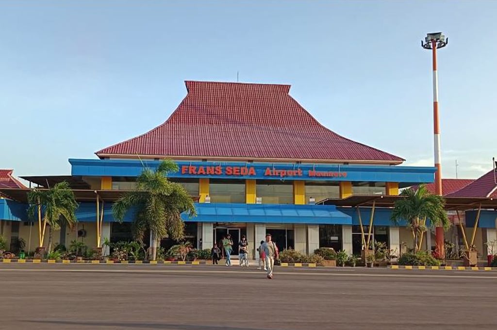 Bandara Frans Seda Sikka NTT Ditutup, Imbas Erupsi Gunung Lewotobi Laki-Laki Setinggi 8 Km